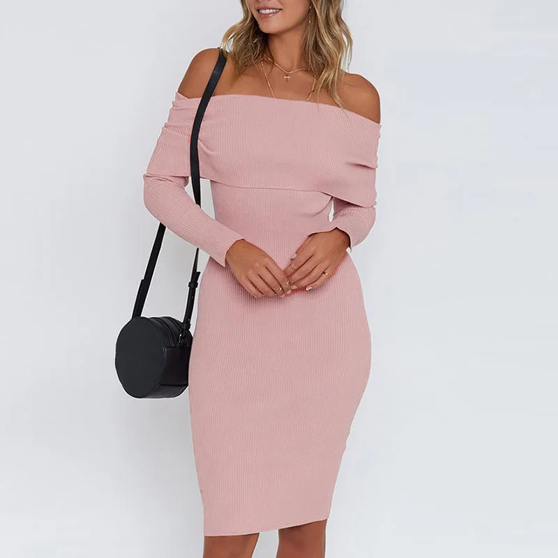 Платье Свитер розовое с открытыми плечами зимнее винтажное осеннее женское