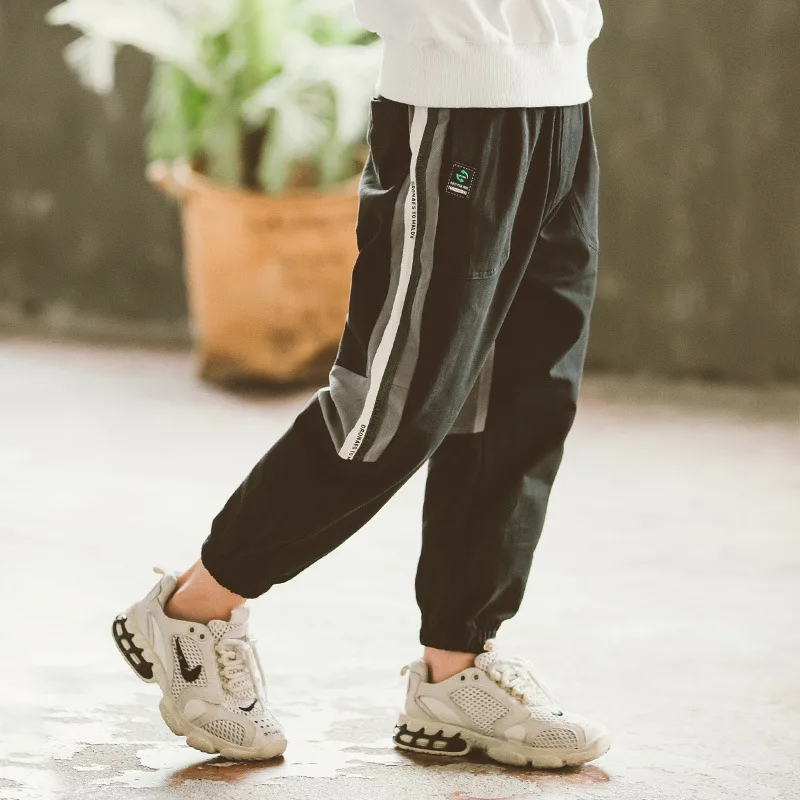 

Children's clothing, boys' pants, 2021 spring new style, big children's casual and handsome trousers trend