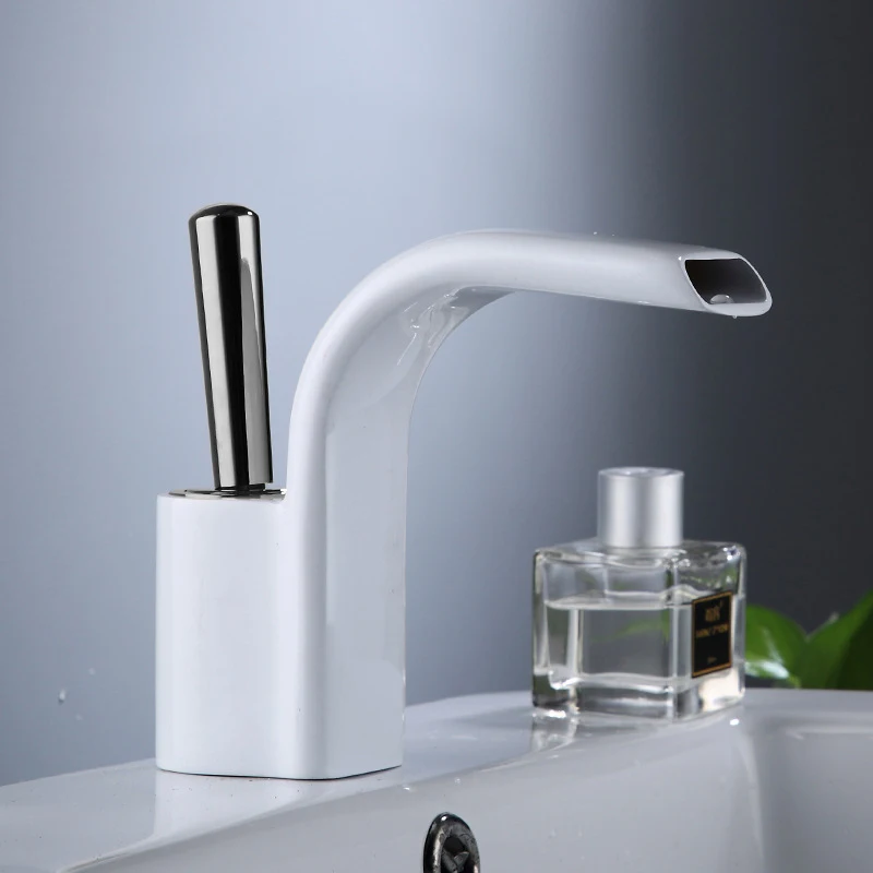 Водопад Ванная раковина кран медный на бортике смеситель для холодной и горячей воды кран с одной ручкой туалетный сосуд умывальник кран