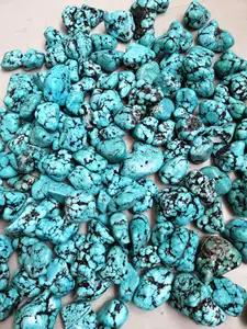 Натуральный кристаллический бирюзовый необработанный камень 100 г
