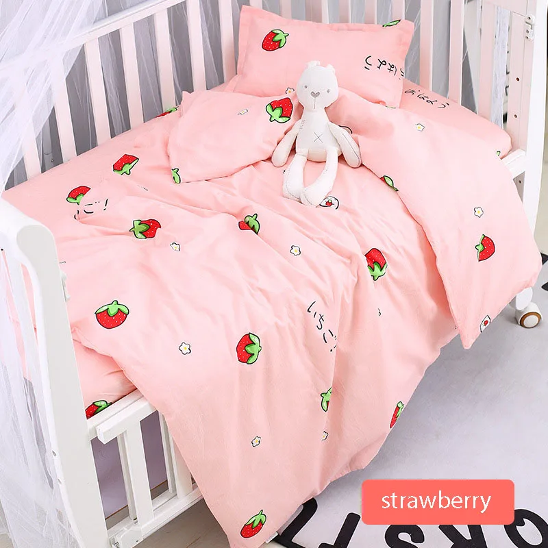 strawberry Комплект детского постельного белья из 3 предметов, хлопковые комплекты для кроватки, комплект для детской кроватки, включая пододеяльник+ наволочку+ плоский лист, постельное белье для детского сада, комплекты - Цвет: strawberry