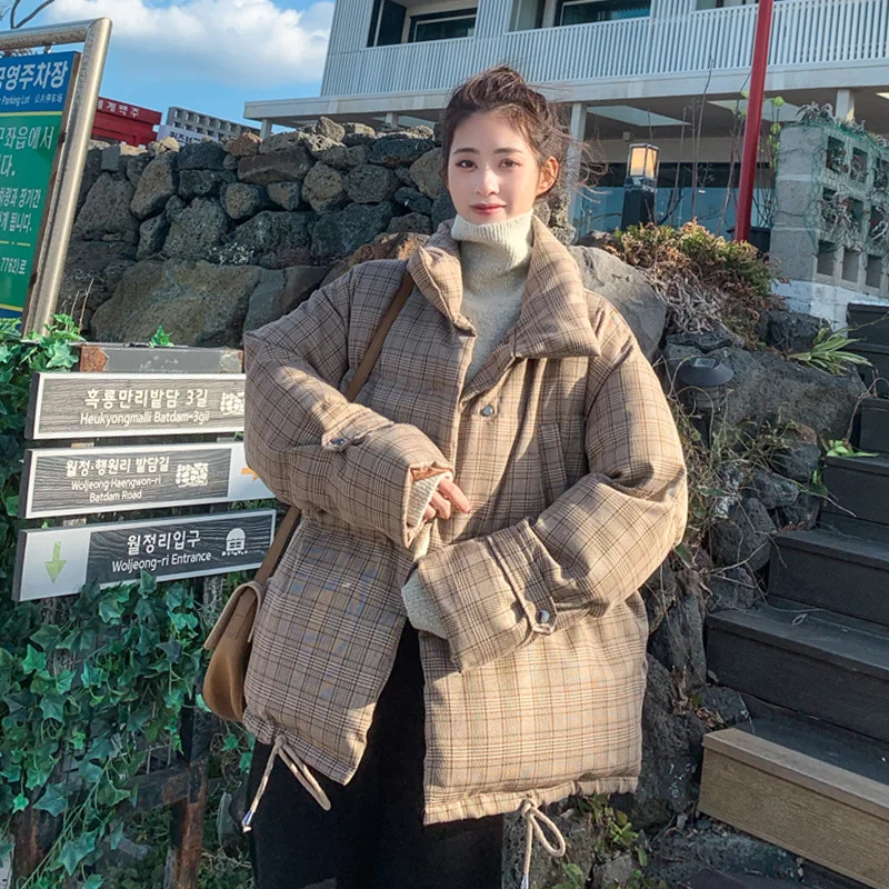 

Пуховая одежда из хлопка, женский короткий низ, новинка 2021, Корейская версия свободной одежды, плотная зимняя куртка, пальто в клетку