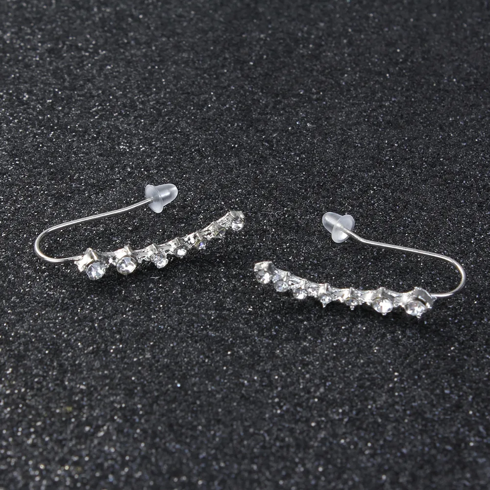 

DoreenBeads Chic Trendy Women Jewelry Stud Earrings Ear Climbers / Crawlers Dull Silver Color Clear Rhinestone 27 x 5mm, 1 Pair