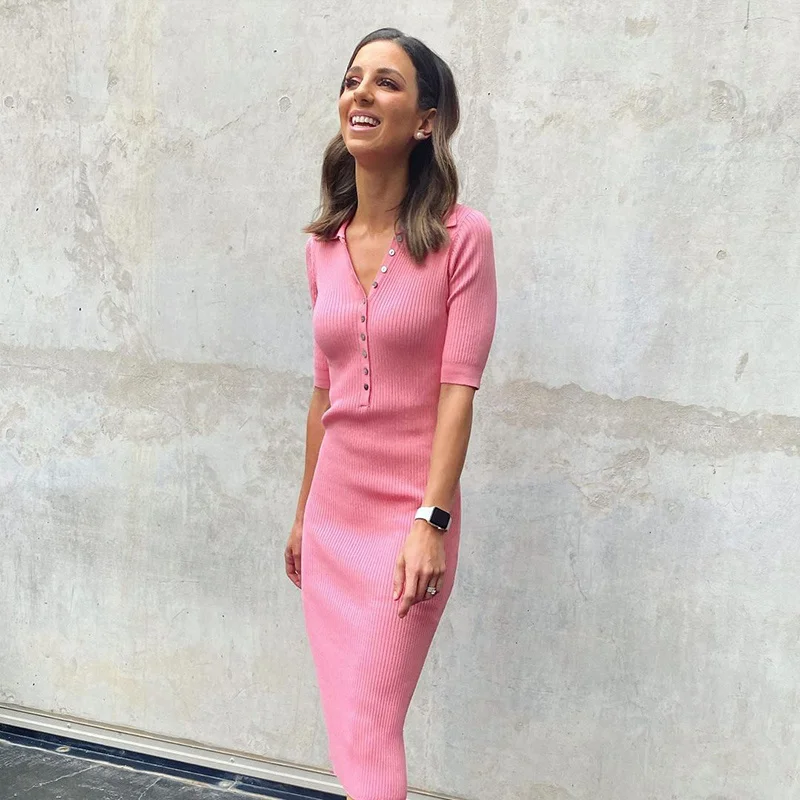 

Женское трикотажное облегающее платье-миди в рубчик, модель 2021 года, женское платье-карандаш с коротким рукавом, отворотом, пуговицами и вор...