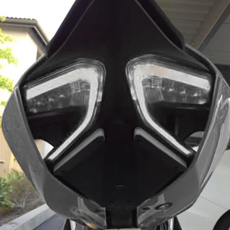 

Rear Assembly Safety Light Tail Light Turn Signal Blinker Brake Lamp for DUCATI 899 959 1199 1199S 1199R 1299 2012-2017