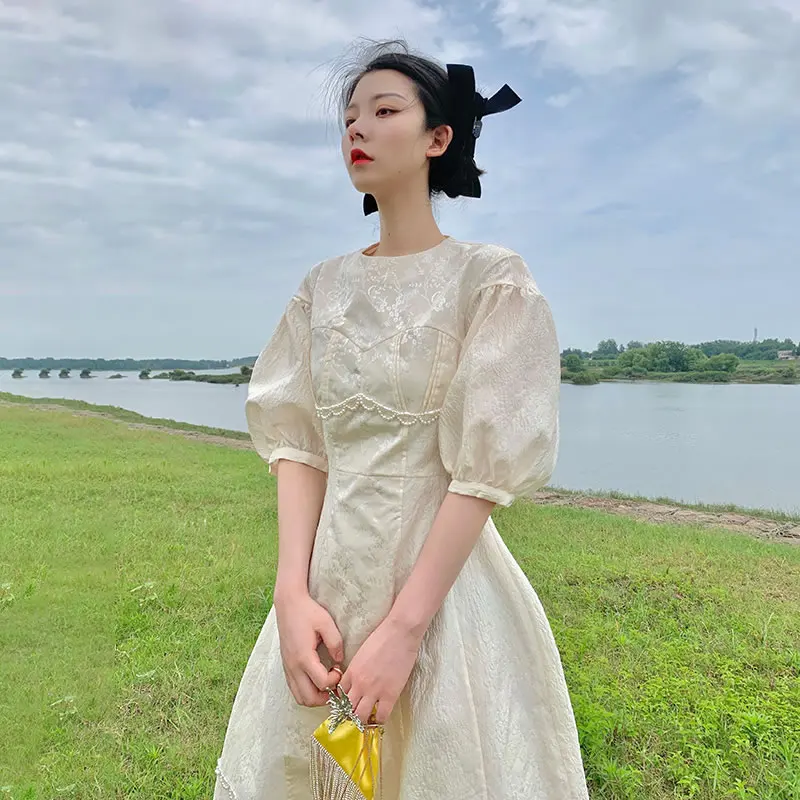 

XITAO Solid Color Vintage Jacquard Dress Fashion Beading Splicing Summer New Puff Sleeve Simplicity Temperament Women WMD1726