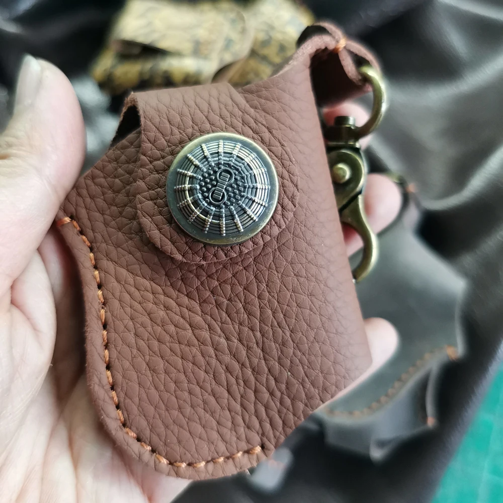 

High Quality Dermatoglyph Kerosene Oil Lighter Belt Case Waist Bag For Zippo Zorro Fashion Lighters Smoking Gadgets Man Gift