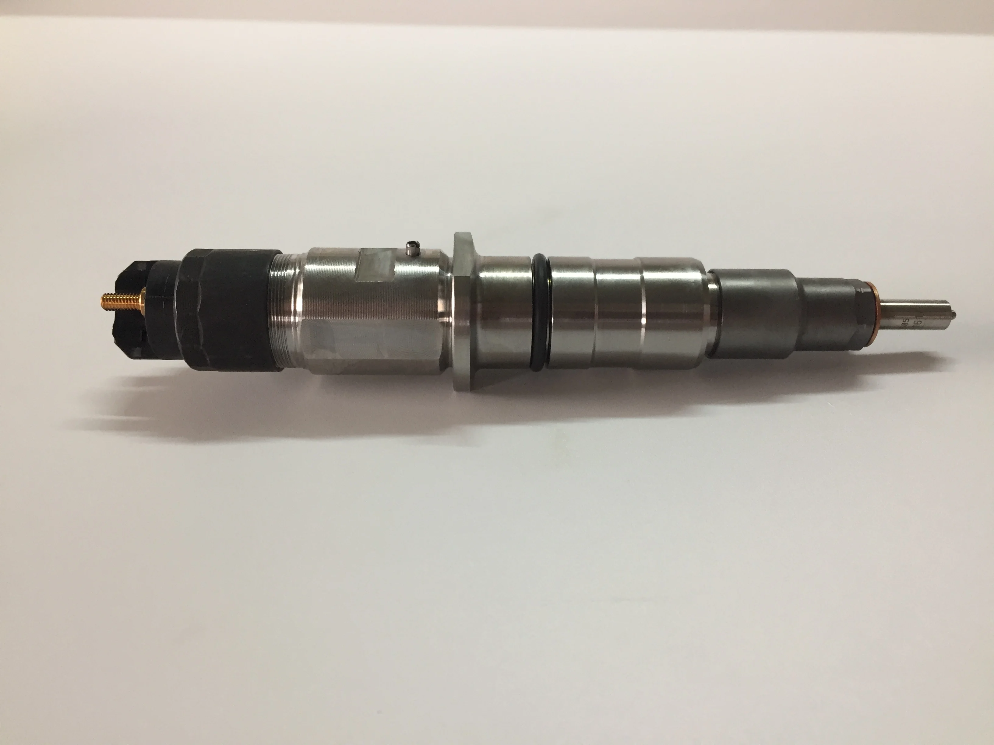 

Diesel Fuel Injector nozzle Common Rail Injector 4994541 0445120199
