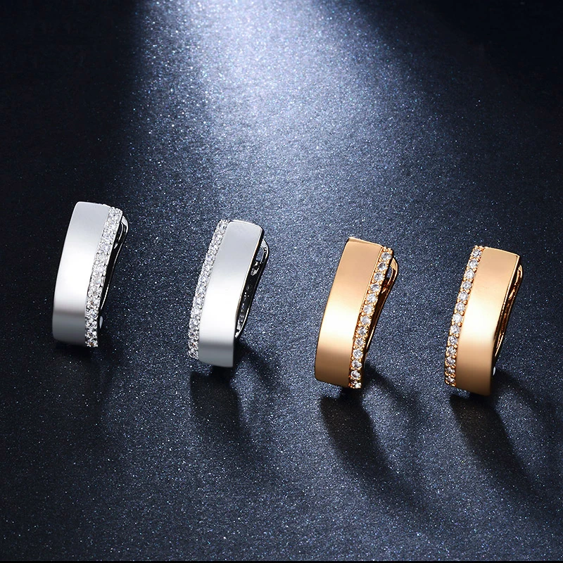 Классические квадратные большие серьги-гвоздики для женщин золотого