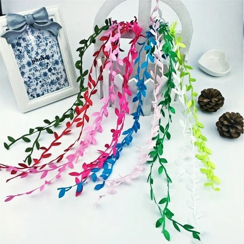 

Artificial Green Leaves, 5m Long Garland of Rattan Leaves, Handmade DIY Headdress, Home Decoration Artificial Rattan Branches.