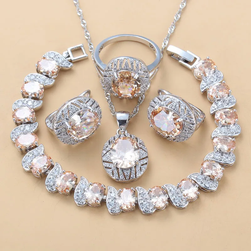 Женский винтажный костюм цвета шампанского Серебристый Овальный Ювелирный