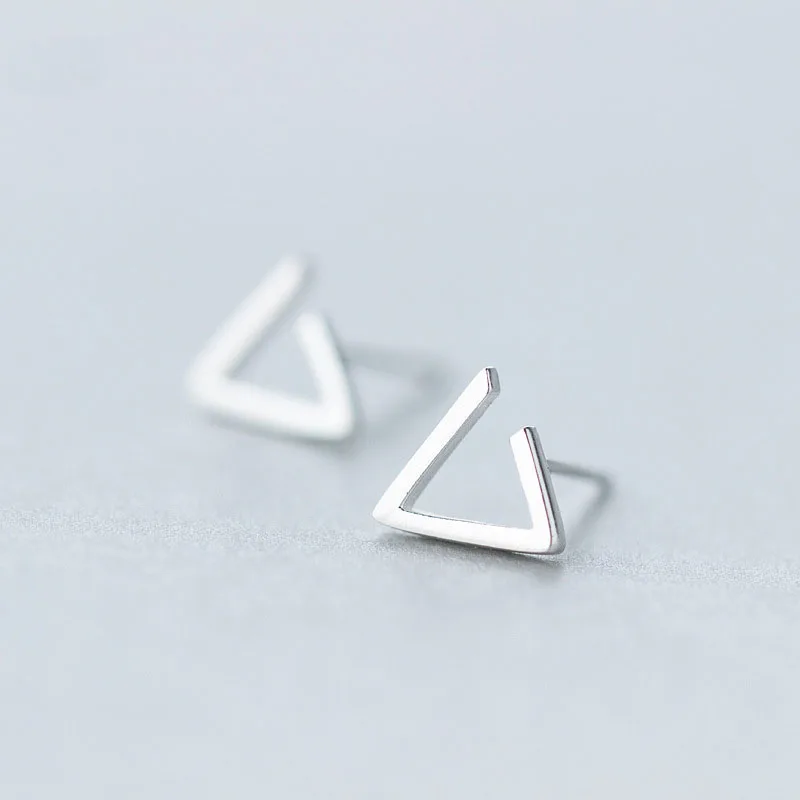 

Trustdavis Real 100% 925 Sterling Silver Fashion Cute Tiny Triangle Stud Earrings For Women Wedding Party Fine S925 Jewelry DS65