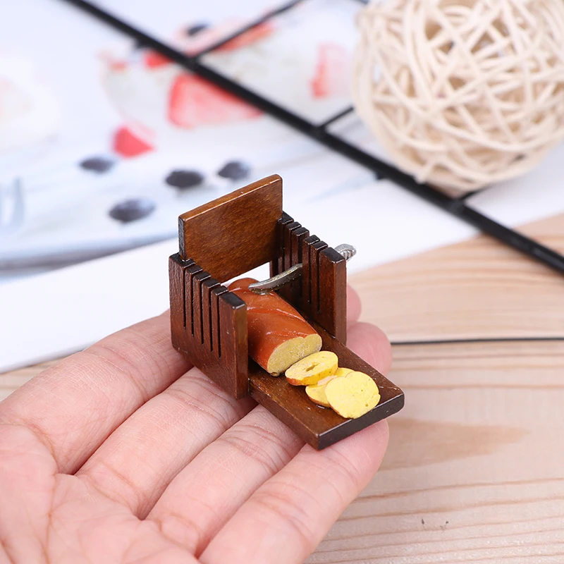 

1:12 Doll House Miniature Slicer Kitchen Food House Accessories Mini Model Cute Bread Slicer Breakfast Carft Chidren Gifts