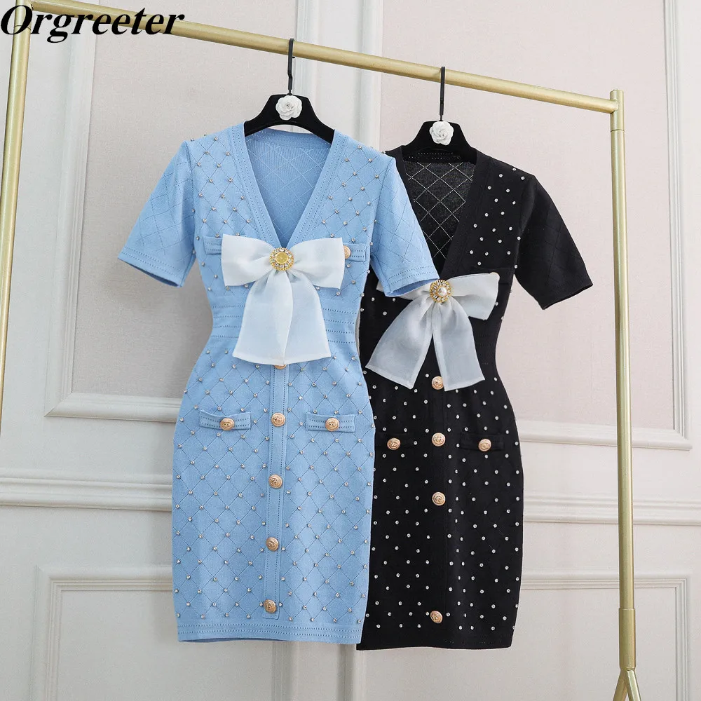 

Runway Designer Fashion Short Sleeve Sexy Deep V-neck Hollow out Knitted Dresses Women Sweet Bowknot Dimond Beaded Sweater Dress