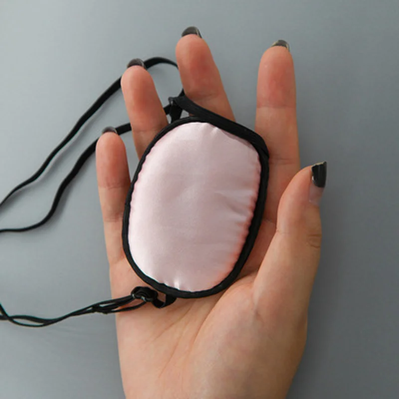 Патчи для глаз взрослых и детей шелковые мягкие затемненные астигматизм