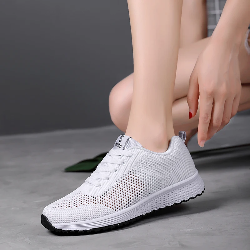 

Gym Shoes Fashion Spring Summer Breathable Walking Mesh Lace Up Flat Shoes Sneakers Women Tenis Feminino Women Casual Shoes