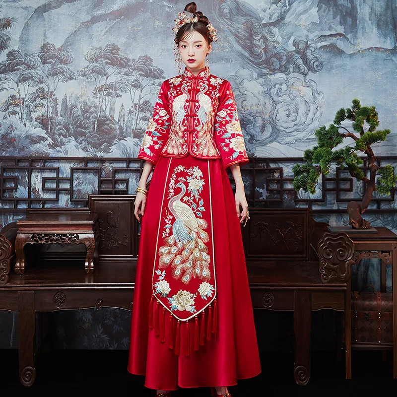 

Китайский женский Чонсам с вышивкой павлина, свадебное платье, винтажный тонкий классический потрясающий костюм Ципао, благородный свадеб...