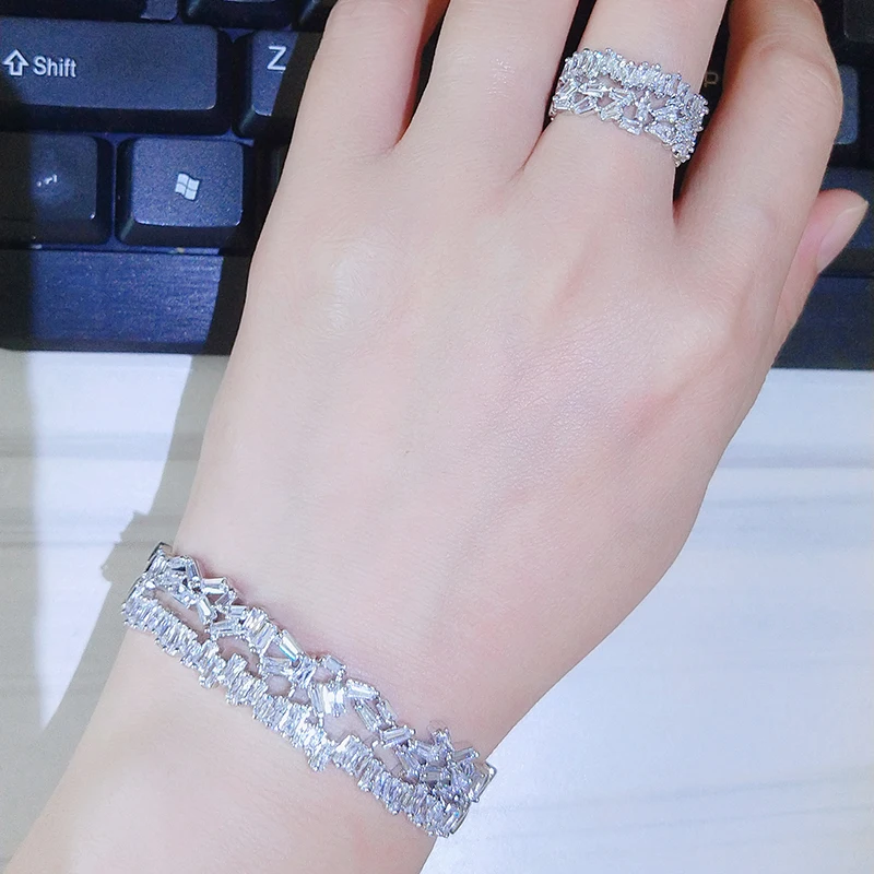 Браслет-манжета RAKOL Женский Регулируемый цвета розового золота с фианитом RK341P |