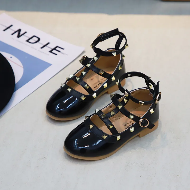 YN8816 black Все размеры 21-36, обувь для девочек, новинка года, Весенняя детская обувь, обувь принцессы на плоской подошве с заклепками для девочек, стильные летние сандалии с Т-образным ремешком для девочек - Цвет: YN8816 black