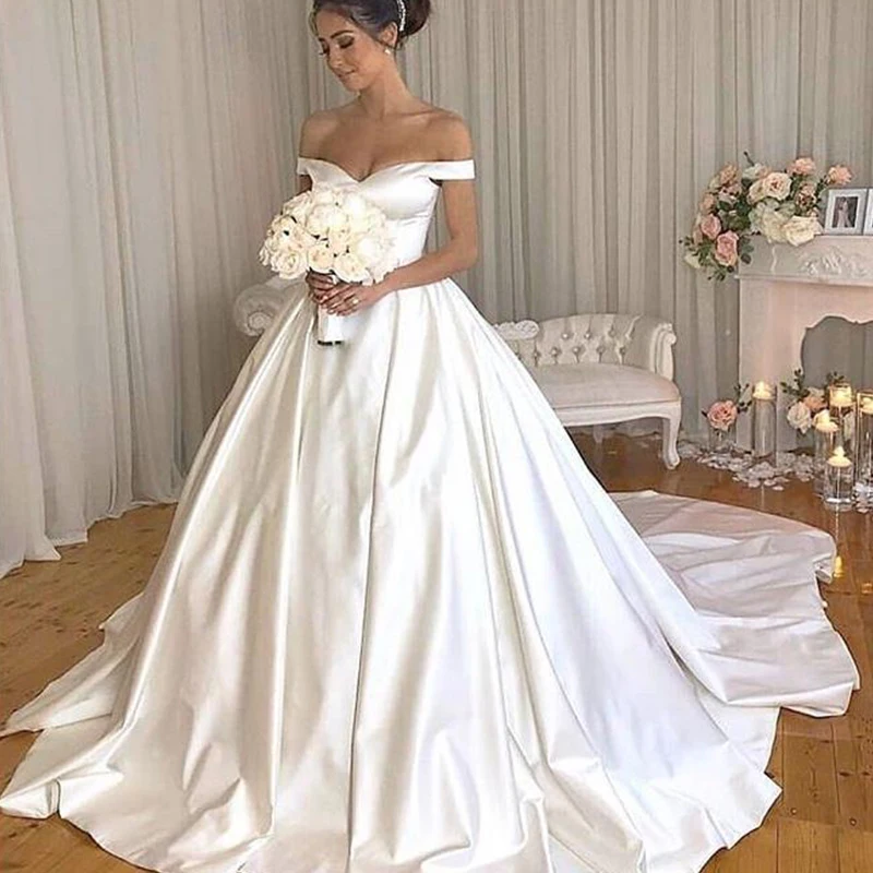 

Elegant Wedding Dresses Satin Sweetheart Off the Shoulder Buttons Chapel Train Ball GownSimple Bridal Dresses vestido de noiva