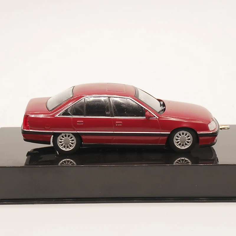 Модель автомобиля под давлением ixo 1:43 Chevrolet Omega Diamond 1994|ixo 1:43|diecast model carsmodel car |