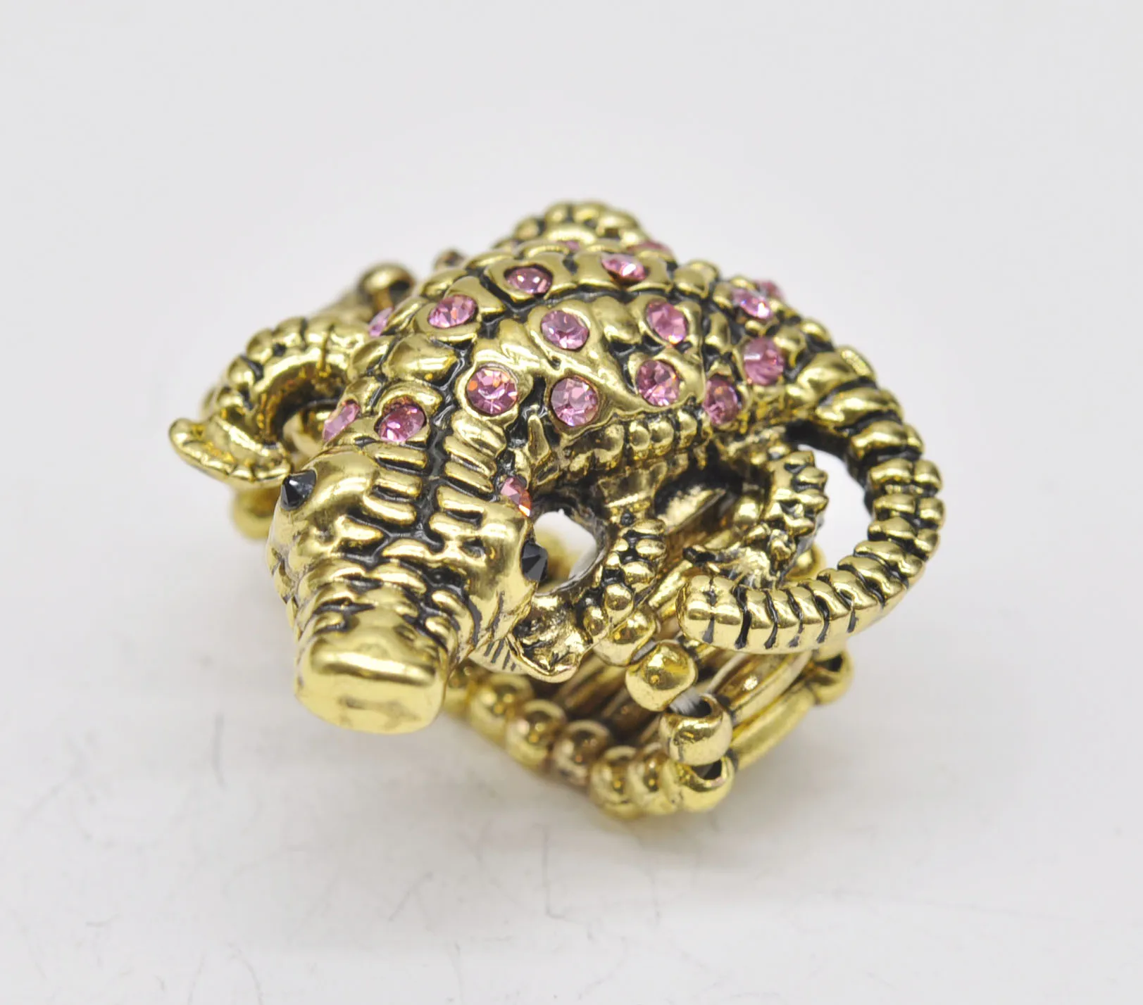 

Винтажное Модное 3D кольцо с животным крокодиловым принтом, розовый кубический циркон, золотой цвет для мужчин и женщин, регулируемое ювелир...