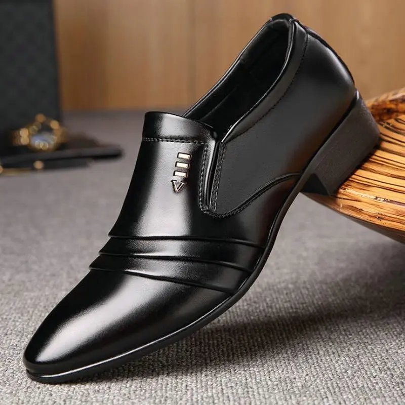 

New Fashion Men Flats Shoes slip on Wedding Shoes Flat Men Dress Shoes Male Flats Pointed Toe Business Loafers A57-11