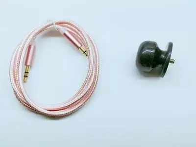 Телеграфный тренажер поставляется с зуммером коротковолнового радиоприемника