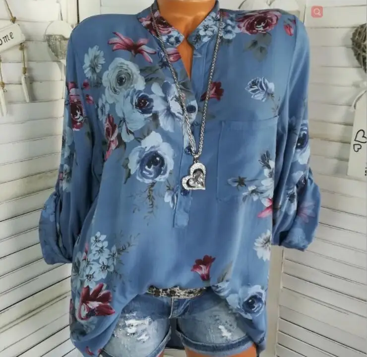 

Shirts & Blouses
