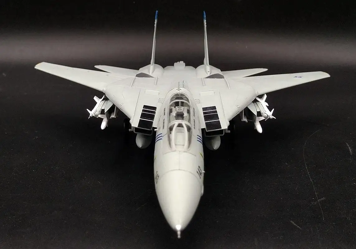 Нам F-14B Tomcat VFA-143 пукина собак самолета 1/72 diecast easy model |