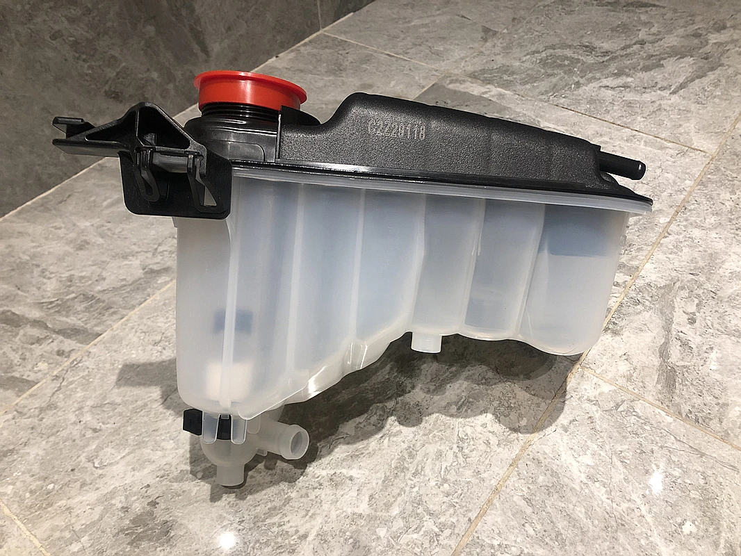 Auxiliary Kettle Expansion Water Tank Coolant C2Z29118 C2Z15579 C2Z22872 C2Z11292 for Jaguar XF 2009 - 2015 | Автомобили и