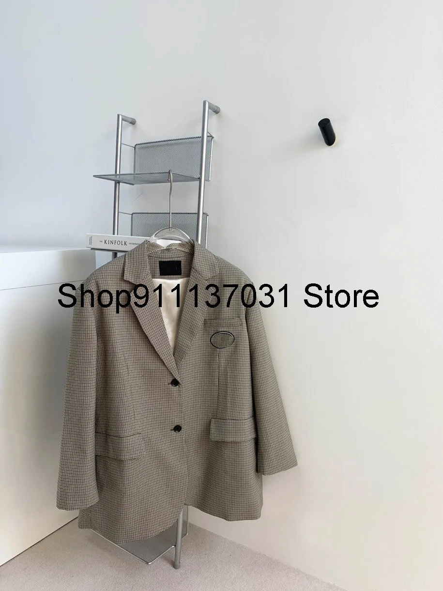 

The new Chiffon suit coat in autumn and winter has very good wrapping and three-dimensional feeling