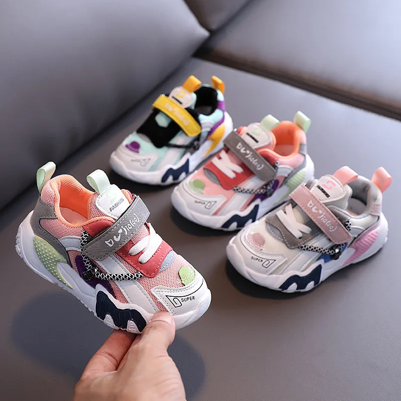 

Весенне-осенняя новая детская спортивная сетчатая нескользящая Мягкая подошва для девочек износостойкая детская повседневная обувь CS40