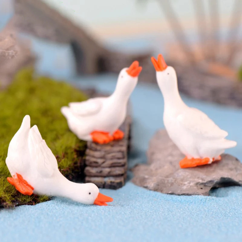 

2Pcs Cute Goose Figurine Miniatures Home Decoration Kawaii Accessories Desk Garden Decor