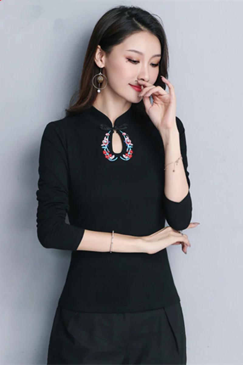 

2019 T Shirt Women Autumn Spring Chinese Style Embroidery T-shirt Top Tee Vintage Buckle Woman Clothes Indie Folk Plus Size 6XL