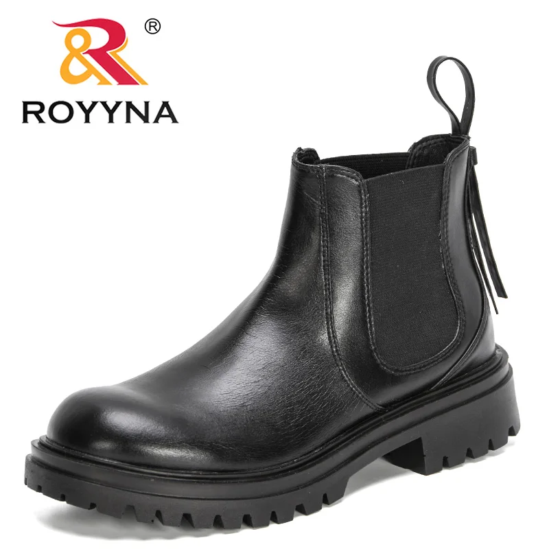 

ROYYNA 2021 New Designers Classics Retro Boots Women Comfortable Shoes Flat Ankle Boots Ladies Booties National Soft Botas mujer
