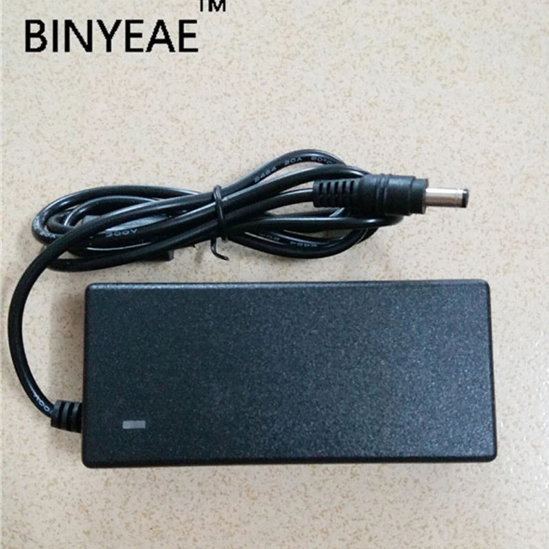 Универсальное зарядное устройство для ноутбуков 19 в а 65 Вт адаптер переменного