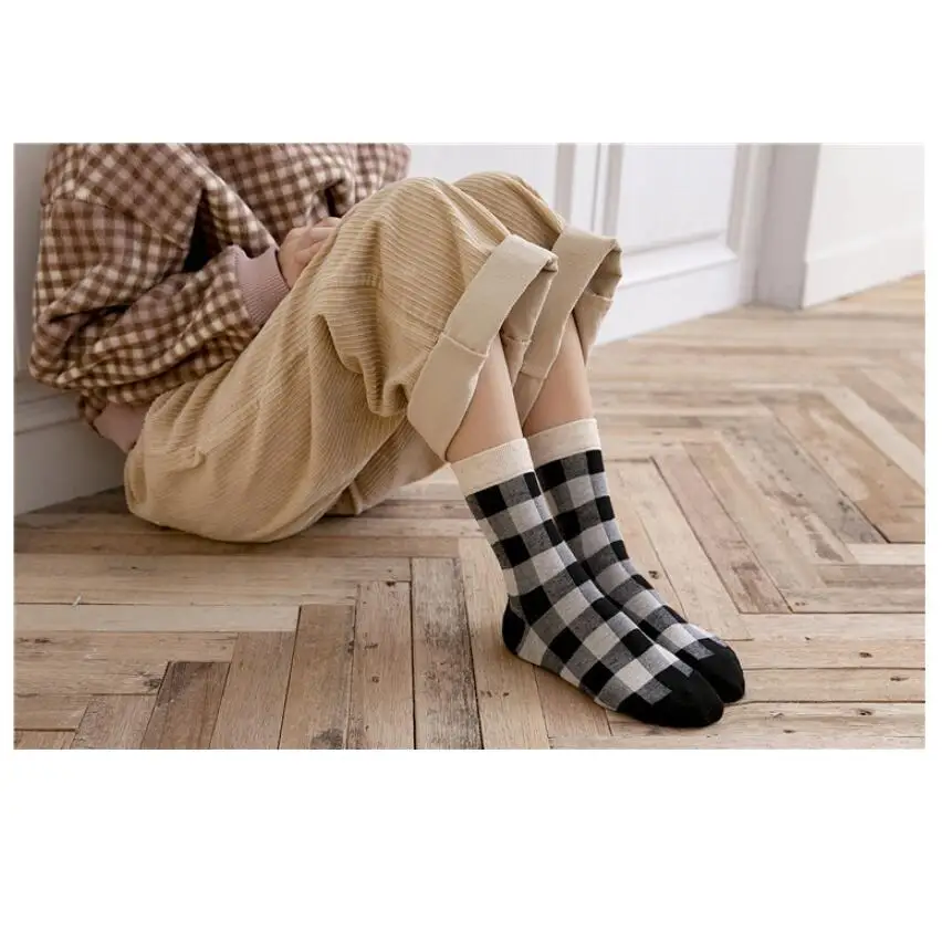 Girls Plaid Print Cotton Crew Socks White Cuff Women Soft Checks Prints Warm Winter Socks Ankle Socks Short Socks 7 pairs/lot