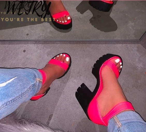 2020 г. пикантная Летняя обувь женские модные сандалии без застежки шлепанцы с