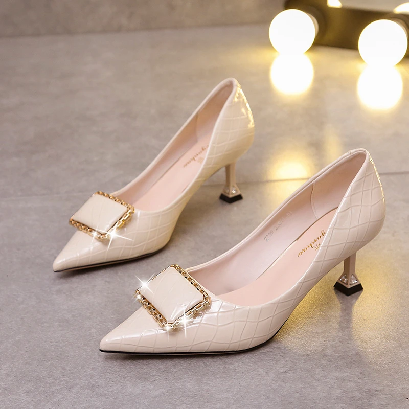 

2021 Summer New Fashion Temperament Single Shoes Black Pointed Toe Female Sandals High Heels