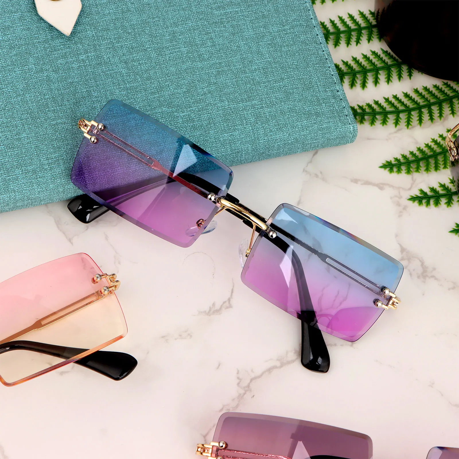 

Fashion Frameless Rectangular Sunglasses Ladies Men Street Shooting Trend Design Brand Shade Alloy Glasses UV400 Sunglasses
