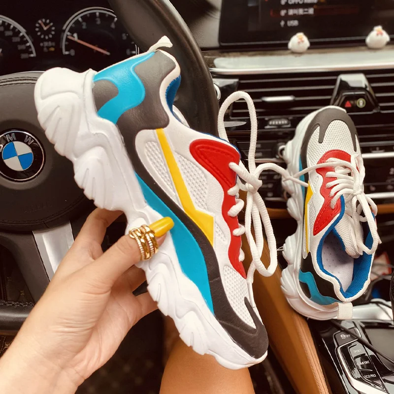 

Кроссовки для женщин, 2020, теннисная обувь, разноцветная сетка, мягкая, женская, на шнуровке, удобная, вулканизированная, женская, радужная, же...