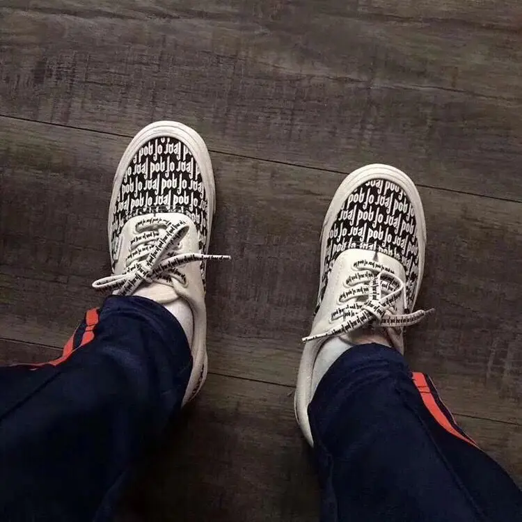 Печатные буквы туфли из вулканизованной парусины для мужчин парусиновая обувь и