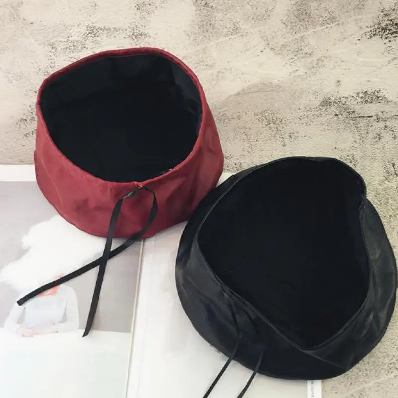 

Pu Leather Beret Hats For Women Winter Flat Cap Female Boina Feminina Fashion Autumn Winter Beret Cap Bone Gorras Painter