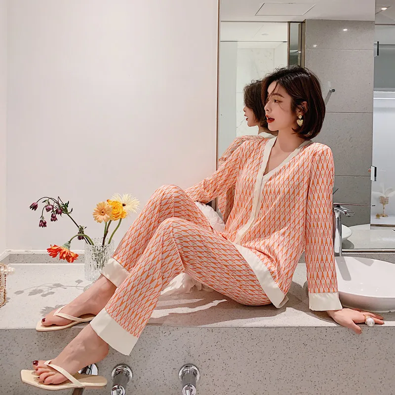 Women's Pajamas Set V Neck Luxury Cross Letter Print Sleepwear Silk Like Home Clothes XXL Large Size Nightwear костюм женский