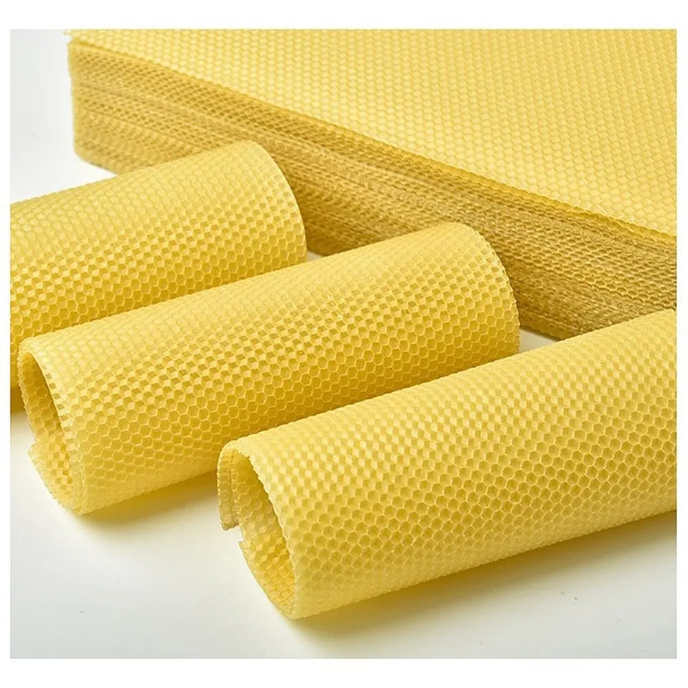 

30Pcs Honeycomb Foundation Bee Wax Foundation Sheets Paper Candlemaking Beeswax Flakes Beekeeping Tool 14cm * 10cm * 0.3cm