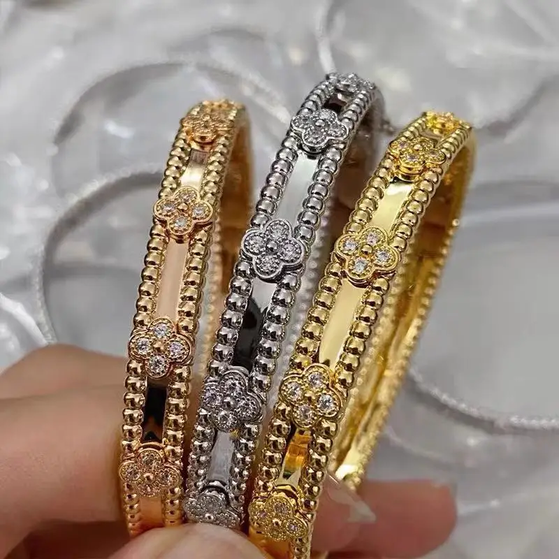 

Женский браслет с четырехлистным клевером s925 17 см, роскошные украшения, инкрустированные бриллиантами, классический браслет, подарок на де...