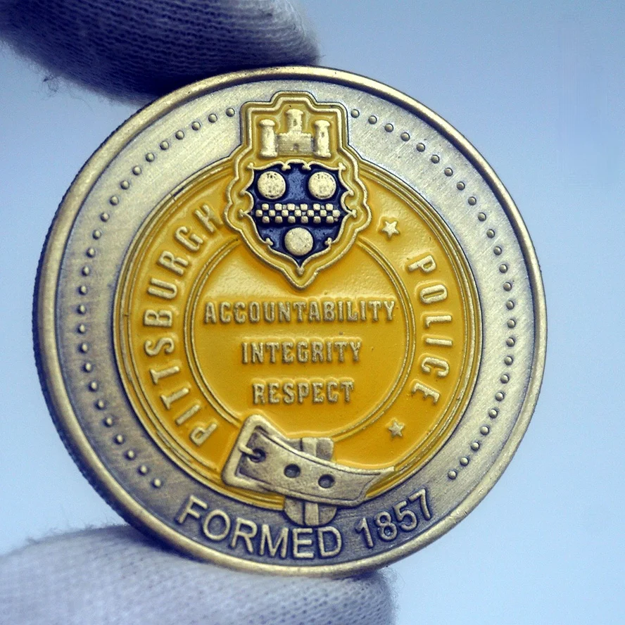 

Полиция США, Питтсбургский Отдел полиции, сувенир, последовательность, честность, уважение, Saint Micheal, медное покрытие, вызов, монета