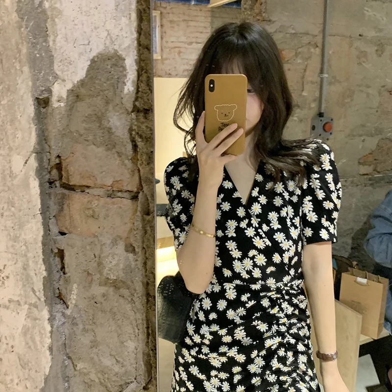 

Маленькое короткое платье с цветочным рисунком, Черная Женская короткая юбка с узкой талией и V-образным вырезом в Корейском стиле, fafa _ ootd