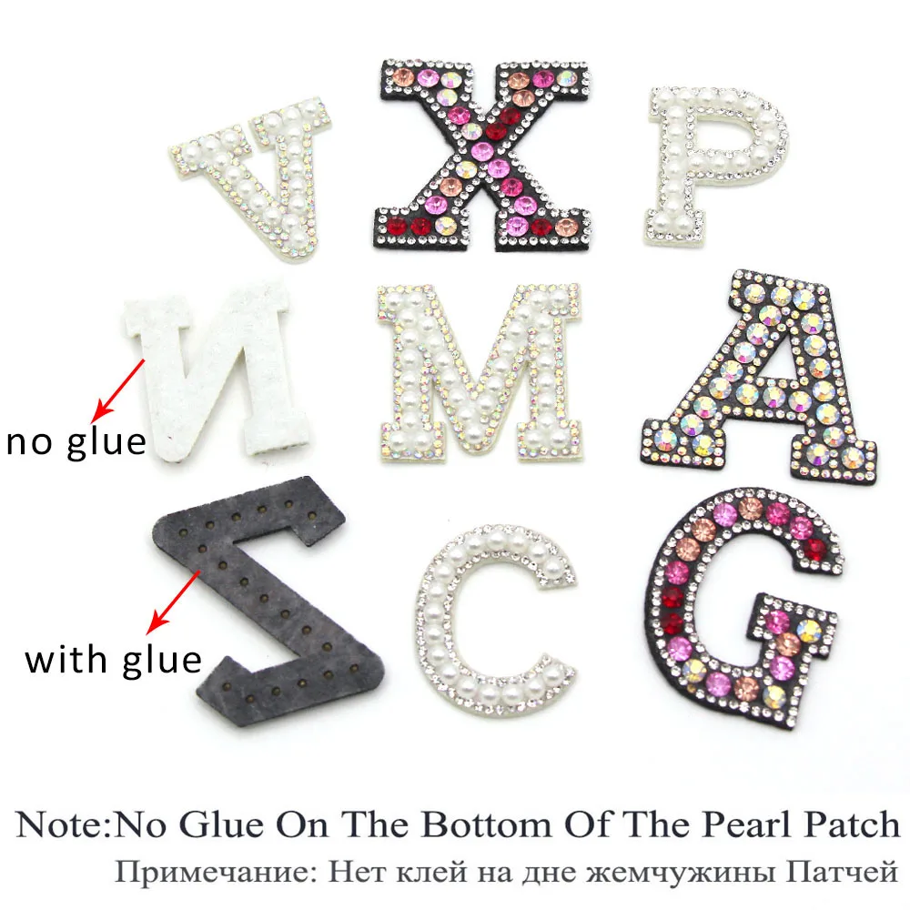 Аппликация в виде букв английского алфавита красная/жемчужная/AB Стразы 1